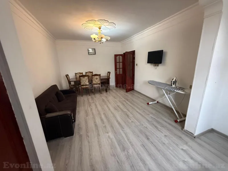 Kirayə verilir 3 otaqlı Mənzil Köhnə tikili 70 m² Elmlər Akademiyası m.