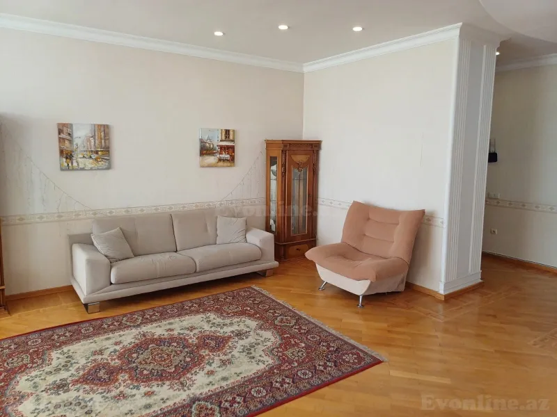 Kirayə verilir 4 otaqlı Mənzil Yeni tikili 220 m² 28 May m. - şəkil 11