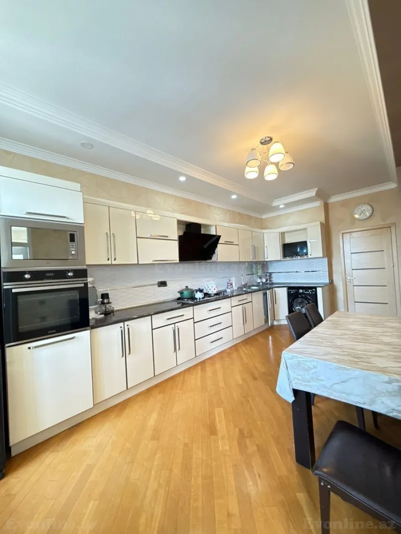Kirayə verilir 3 otaqlı Mənzil Yeni tikili 130 m² Yeni Yasamal - şəkil 8