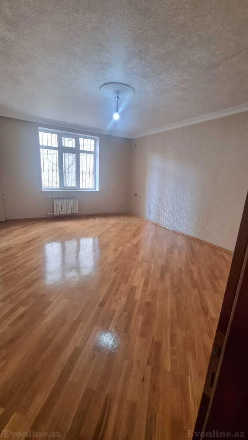 Satılır 4 otaqlı Mənzil Köhnə tikili 145 m² Yeni Yasamal - şəkil 5