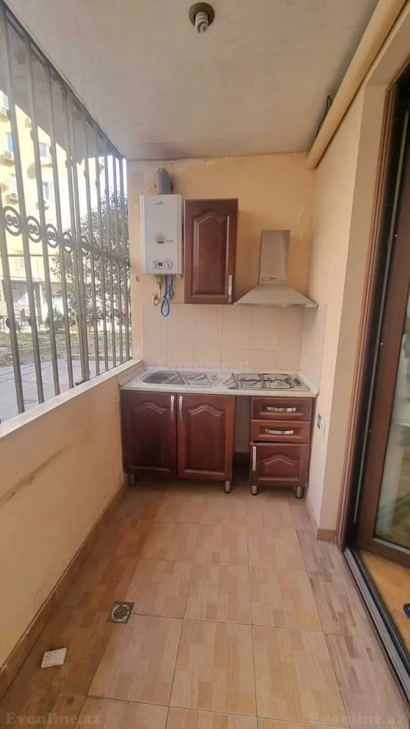 Satılır 4 otaqlı Mənzil Köhnə tikili 145 m² Yeni Yasamal - şəkil 14