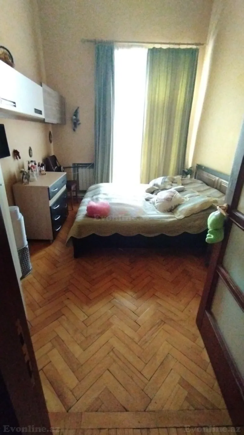 Satılır 3 otaqlı Mənzil Köhnə tikili 75 m² Elmlər Akademiyası m. - şəkil 8