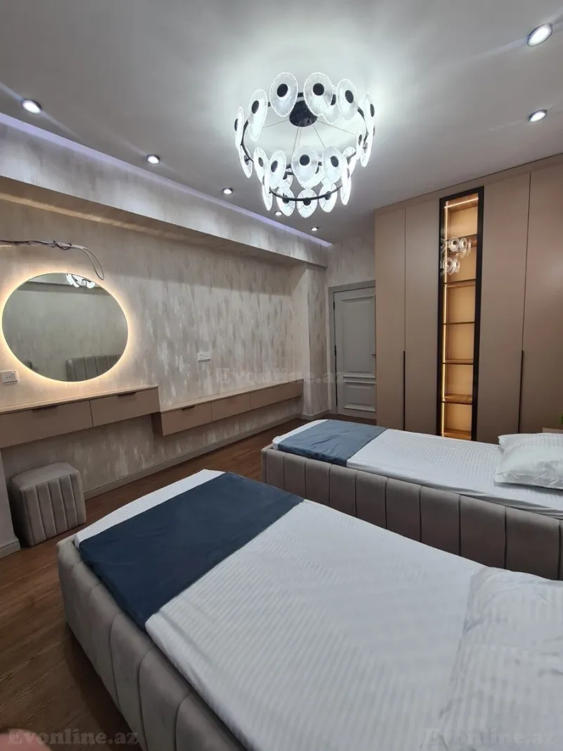 Satılır 3 otaqlı Mənzil Yeni tikili 101 m² Səbail r. - şəkil 2