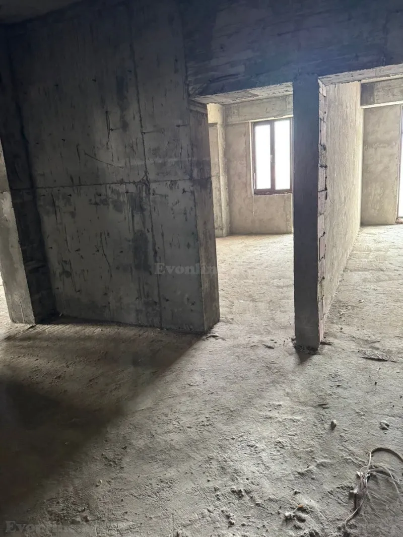 Satılır 3 otaqlı Mənzil Yeni tikili 155 m² 28 May m. - şəkil 4