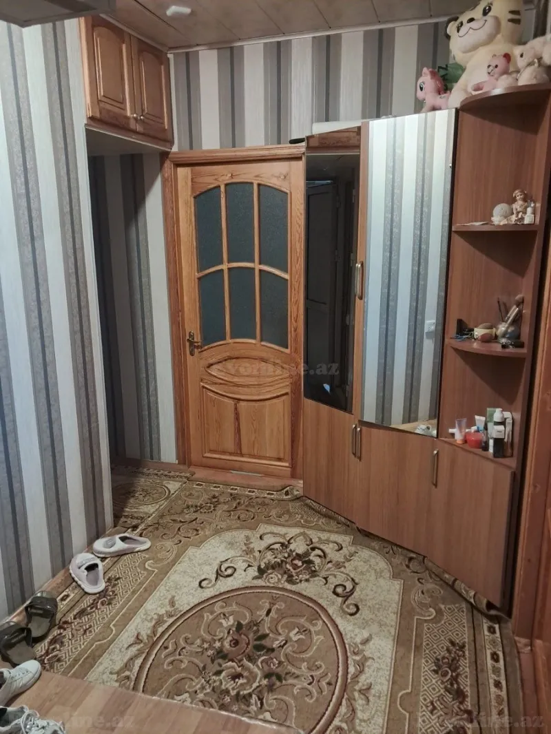 Satılır 3 otaqlı Mənzil Köhnə tikili 70 m² Hövsan - şəkil 2