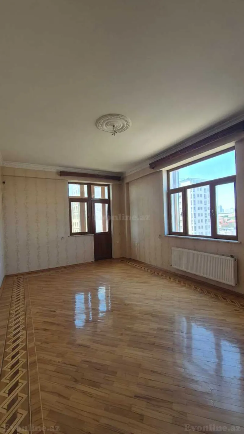 Satılır 3 otaqlı Mənzil Yeni tikili 160 m² 8 Noyabr m. - şəkil 5