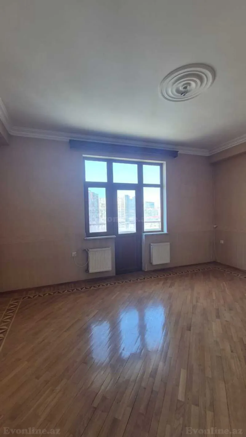 Satılır 3 otaqlı Mənzil Yeni tikili 160 m² 8 Noyabr m. - şəkil 11