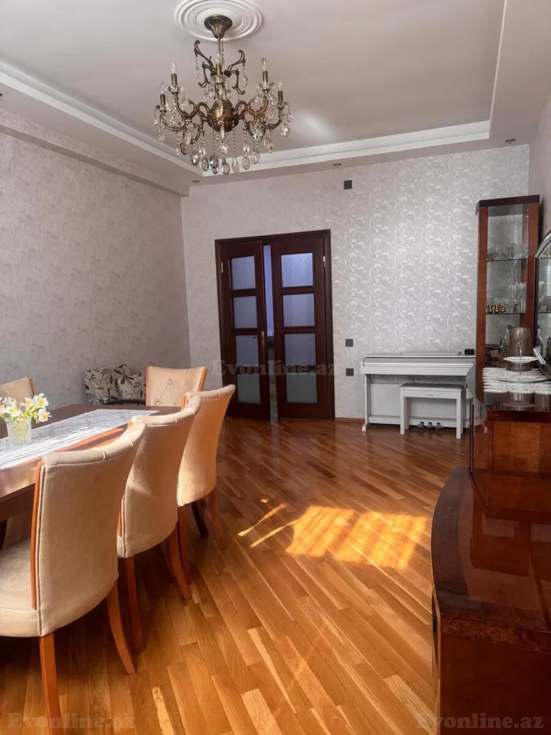 Satılır 3 otaqlı Mənzil Yeni tikili 120 m² Elmlər Akademiyası m. - şəkil 4