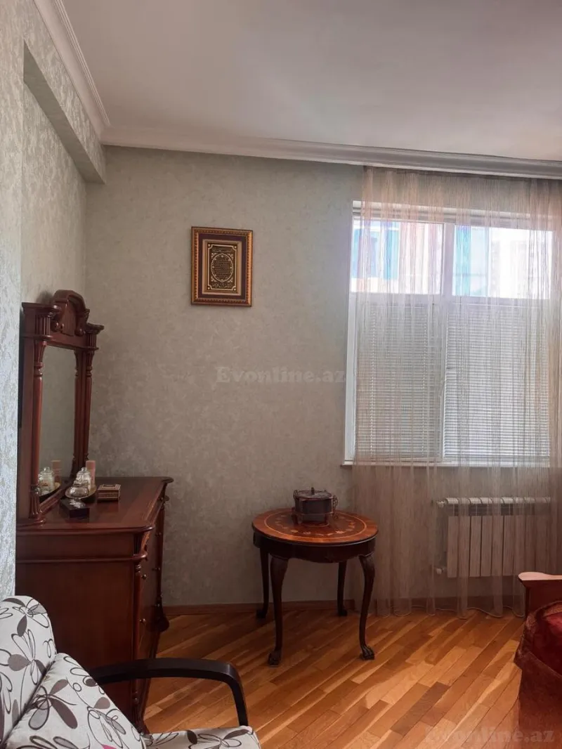 Satılır 3 otaqlı Mənzil Yeni tikili 120 m² Elmlər Akademiyası m. - şəkil 14