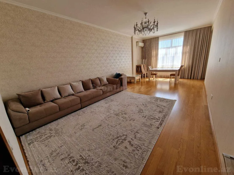 3 otaqlı Mənzil 120 m² Memar Əcəmi m. Kirayə verilir