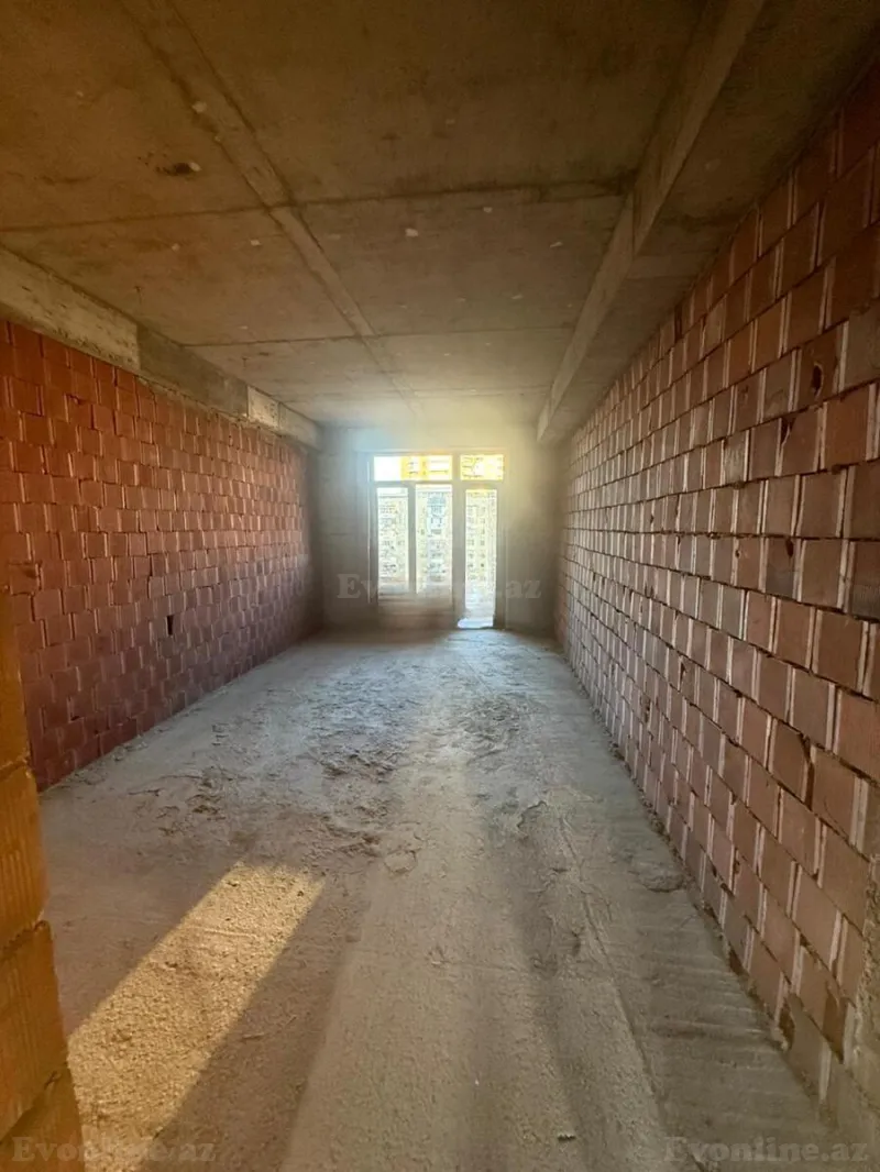Satılır 3 otaqlı Mənzil Yeni tikili 150 m² Elmlər Akademiyası m. - şəkil 6