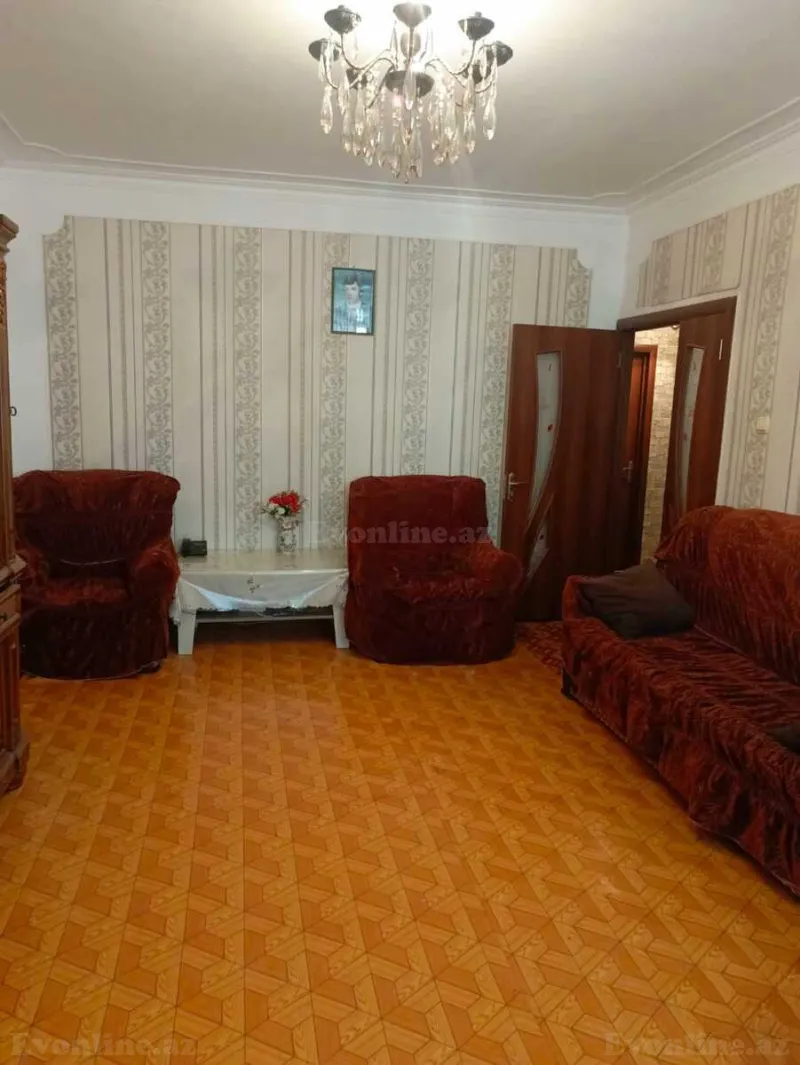 Satılır 4 otaqlı Mənzil Köhnə tikili 110 m² Badamdar - şəkil 2