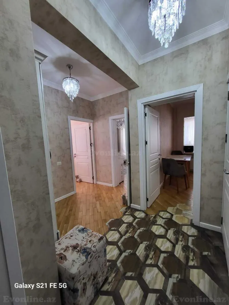 Satılır 4 otaqlı Mənzil Yeni tikili 97 m² Elmlər Akademiyası m. - şəkil 2