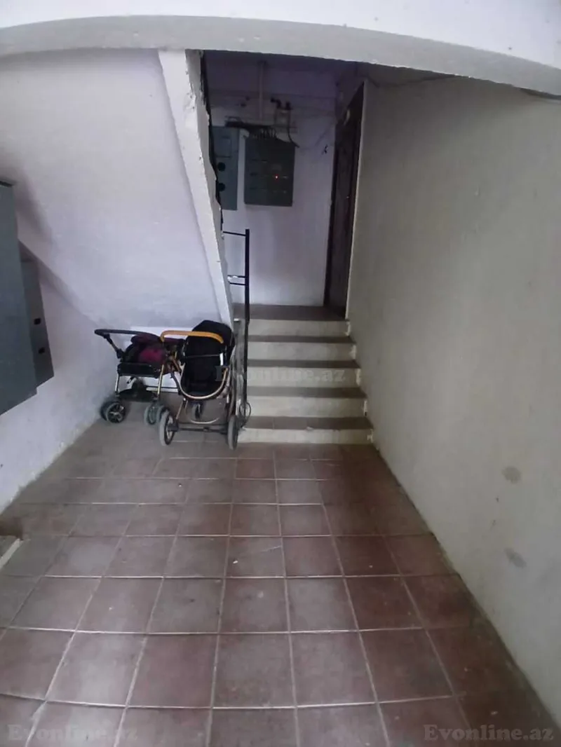 Satılır 4 otaqlı Mənzil Köhnə tikili 100 m² Pirallahı r. - şəkil 19