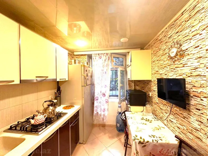 Satılır 3 otaqlı Mənzil Köhnə tikili 85 m² Nizami m. - şəkil 5