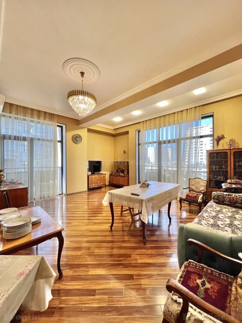 Satılır 3 otaqlı Mənzil Yeni tikili 125 m² Nəsimi r. - şəkil 2