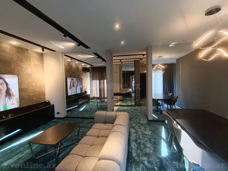 Satılır 4 otaqlı Mənzil Yeni tikili 107 m² Yasamal r. - şəkil 5