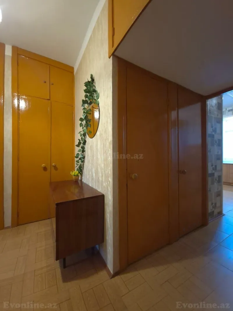 Kirayə verilir 2 otaqlı Mənzil Köhnə tikili 56 m² Əhmədli m. - şəkil 13