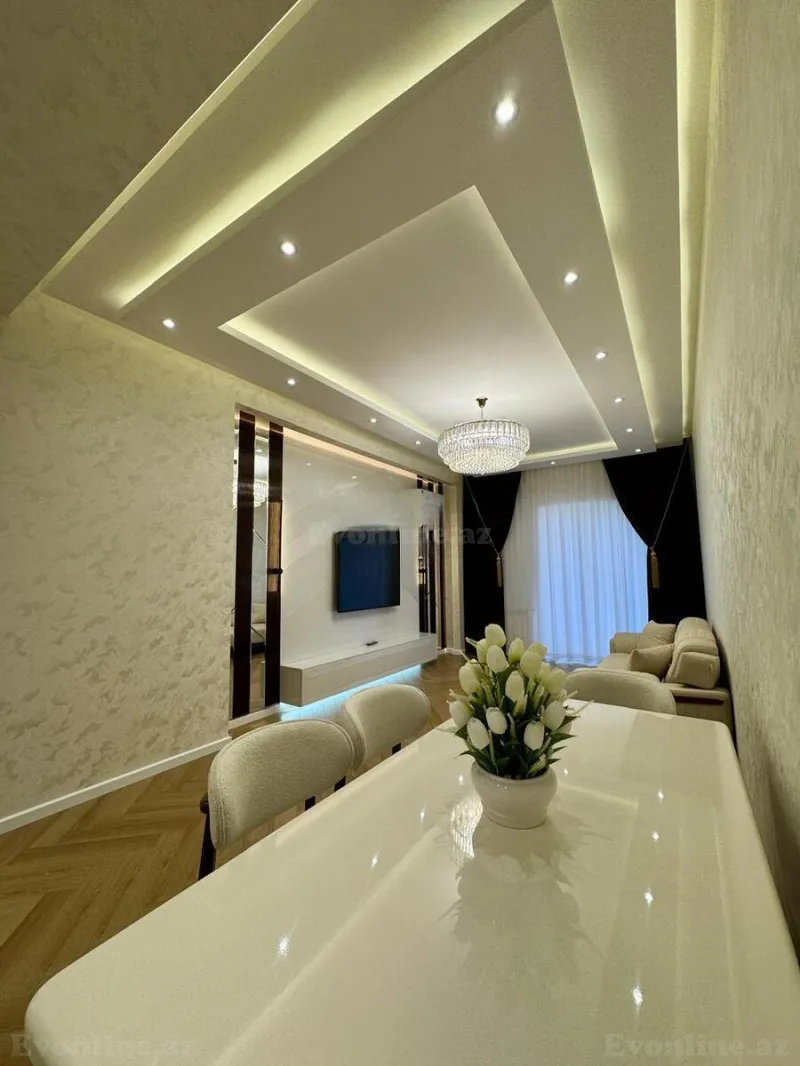 Satılır 3 otaqlı Mənzil Yeni tikili 110 m² Koroğlu m.