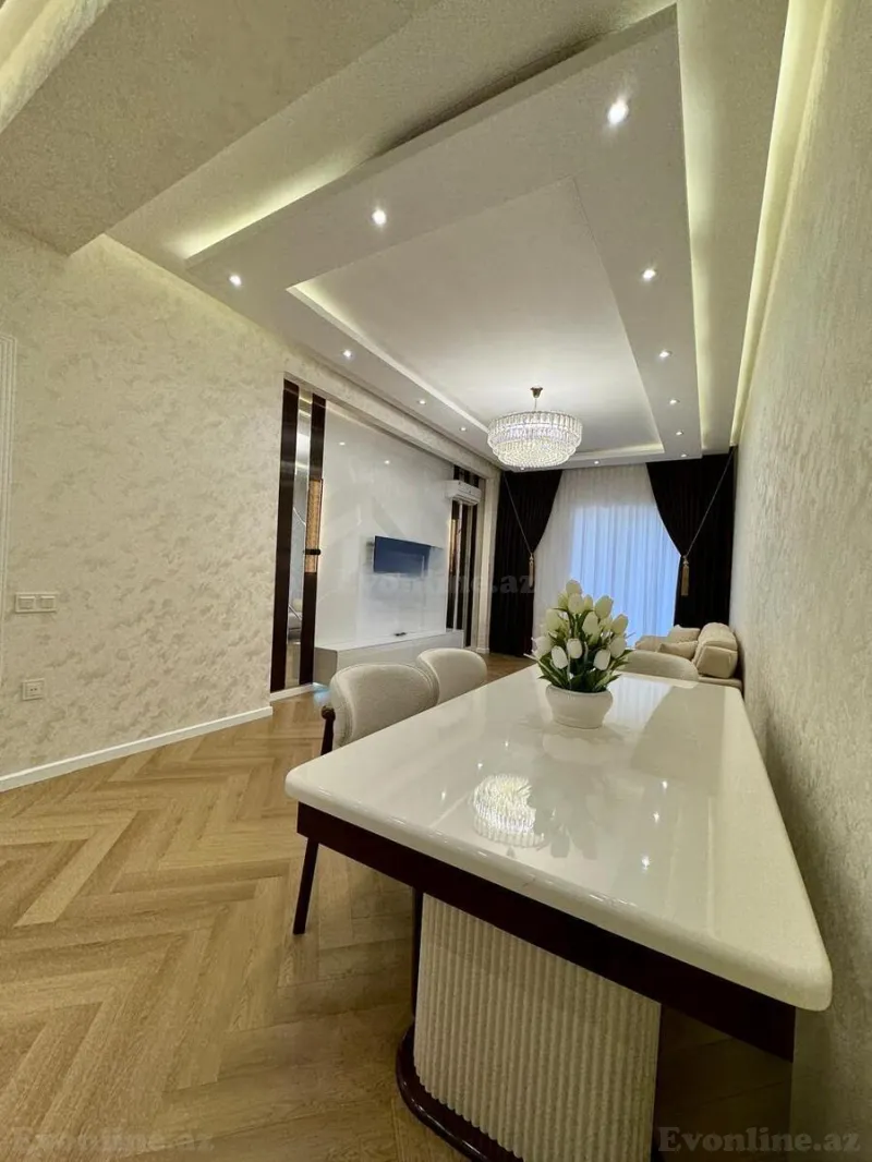 Satılır 3 otaqlı Mənzil Yeni tikili 110 m² Koroğlu m. - şəkil 3