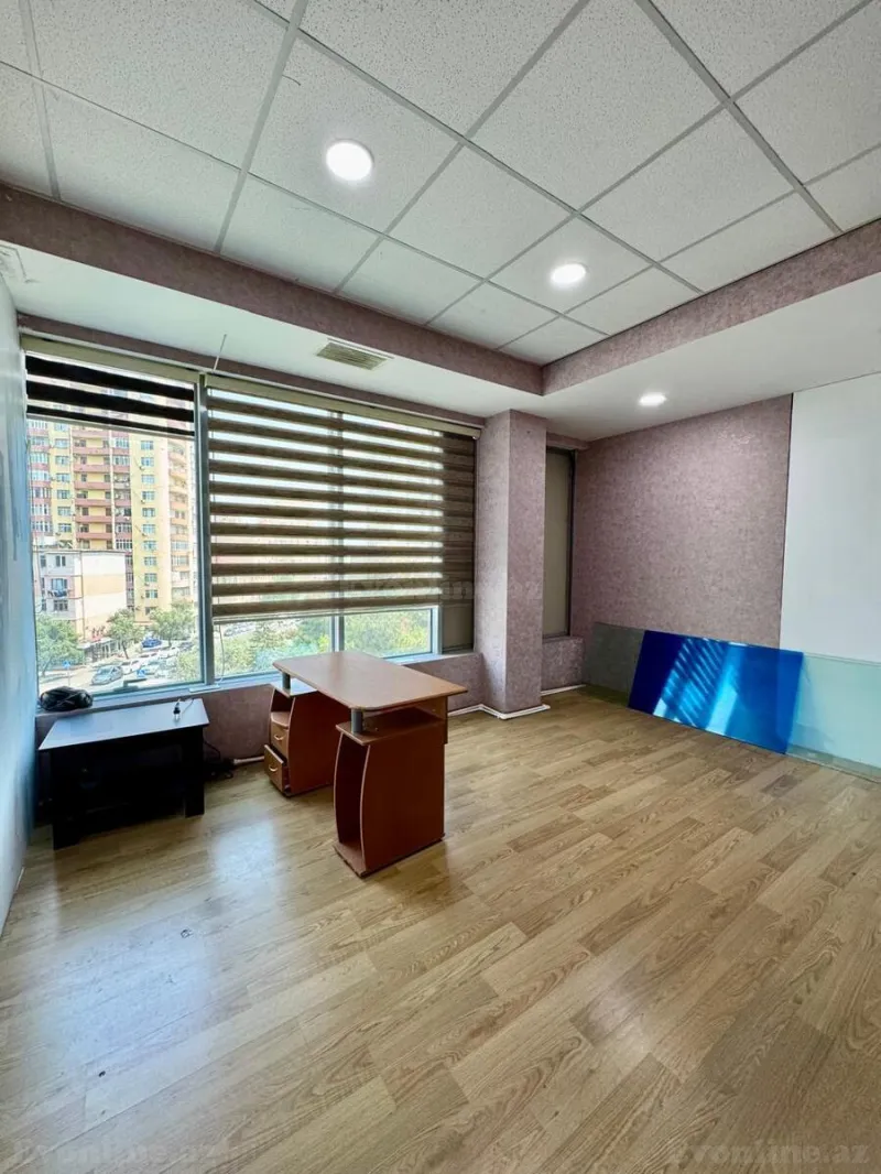 Kirayə verilir Ofis 200 m² Memar Əcəmi m. - şəkil 2