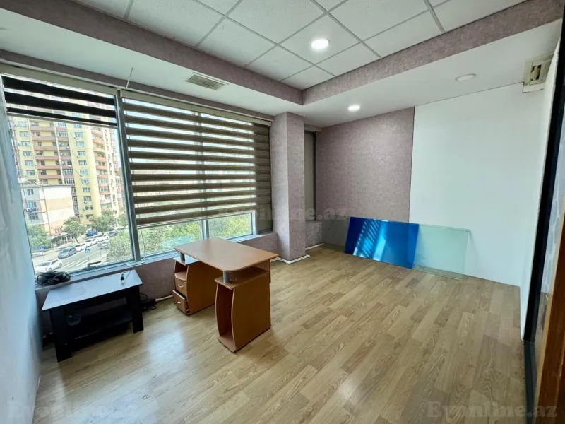 Kirayə verilir Ofis 200 m² Memar Əcəmi m. - şəkil 4