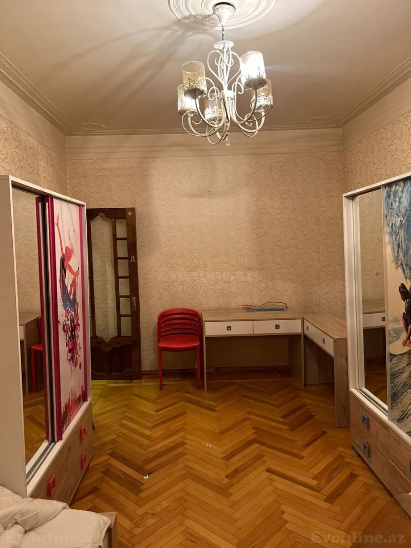 Kirayə verilir 4 otaqlı Mənzil Köhnə tikili 110 m² 8-ci mikrorayon - şəkil 12