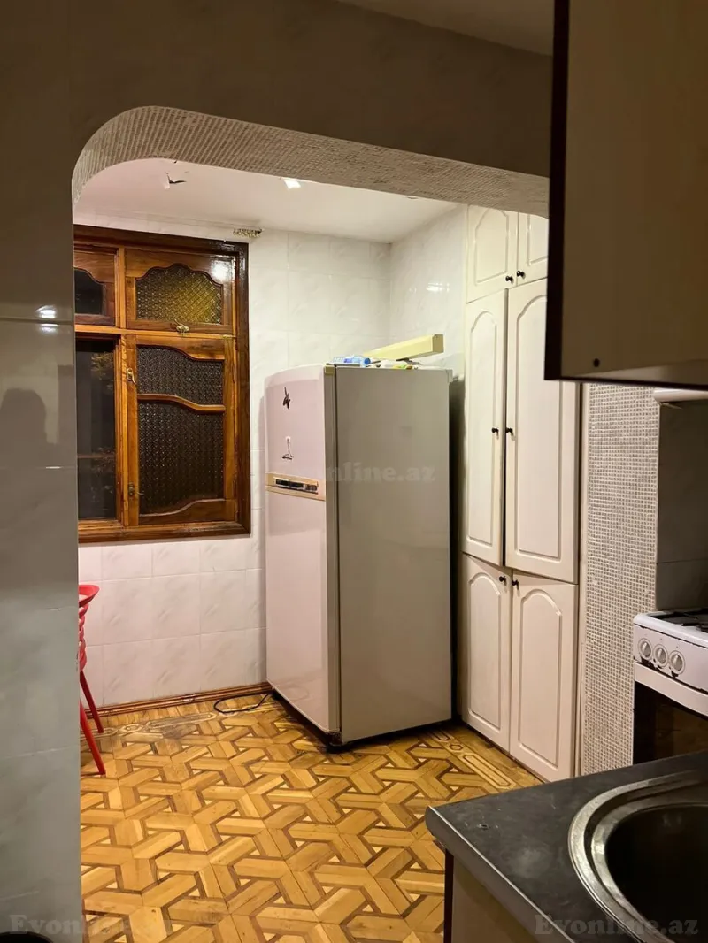 Kirayə verilir 4 otaqlı Mənzil Köhnə tikili 110 m² 8-ci mikrorayon - şəkil 21