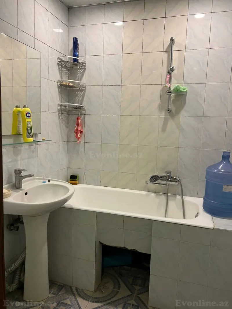 Kirayə verilir 4 otaqlı Mənzil Köhnə tikili 110 m² 8-ci mikrorayon - şəkil 24