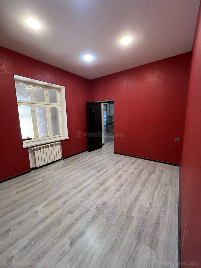 Satılır 2 otaqlı Həyət evi 60 m² Yasamal r. - şəkil 3