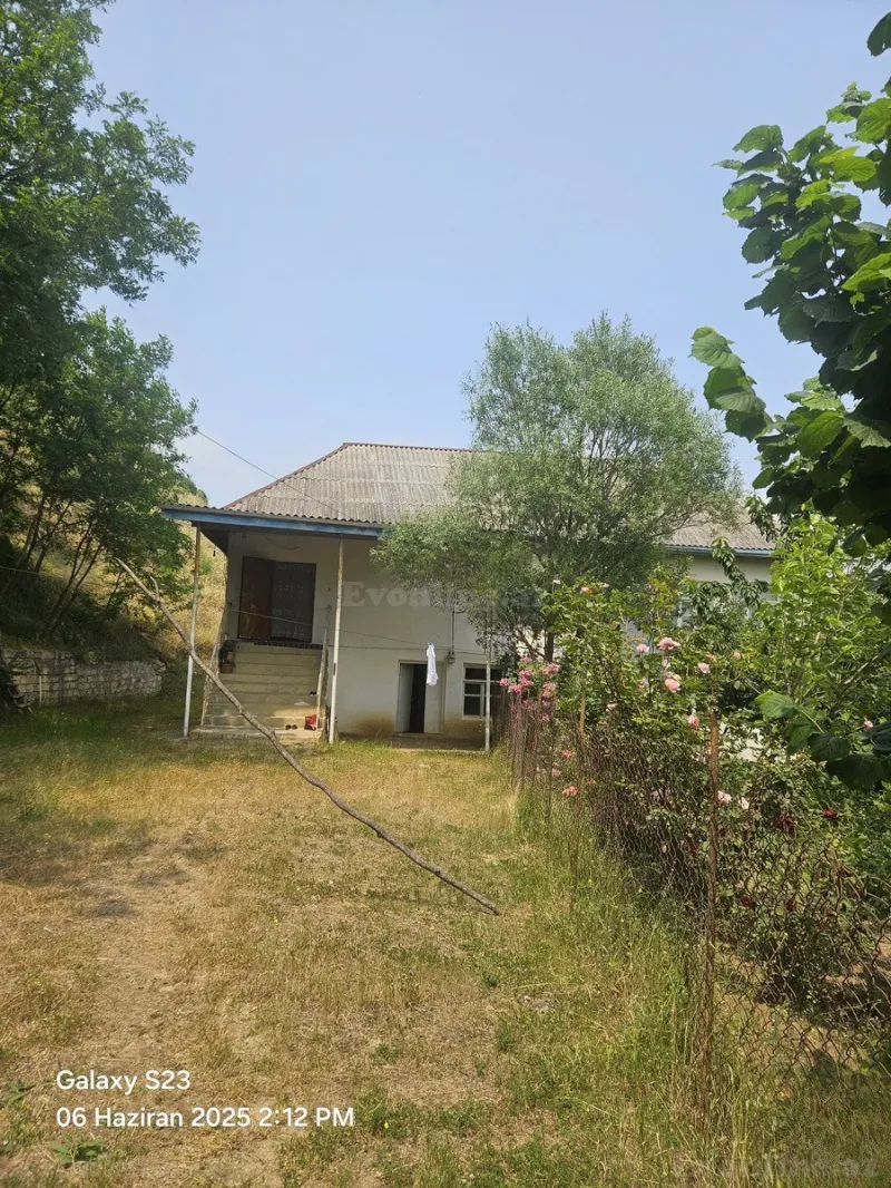 Satılır 5 otaqlı Həyət evi 196 m² Lerik