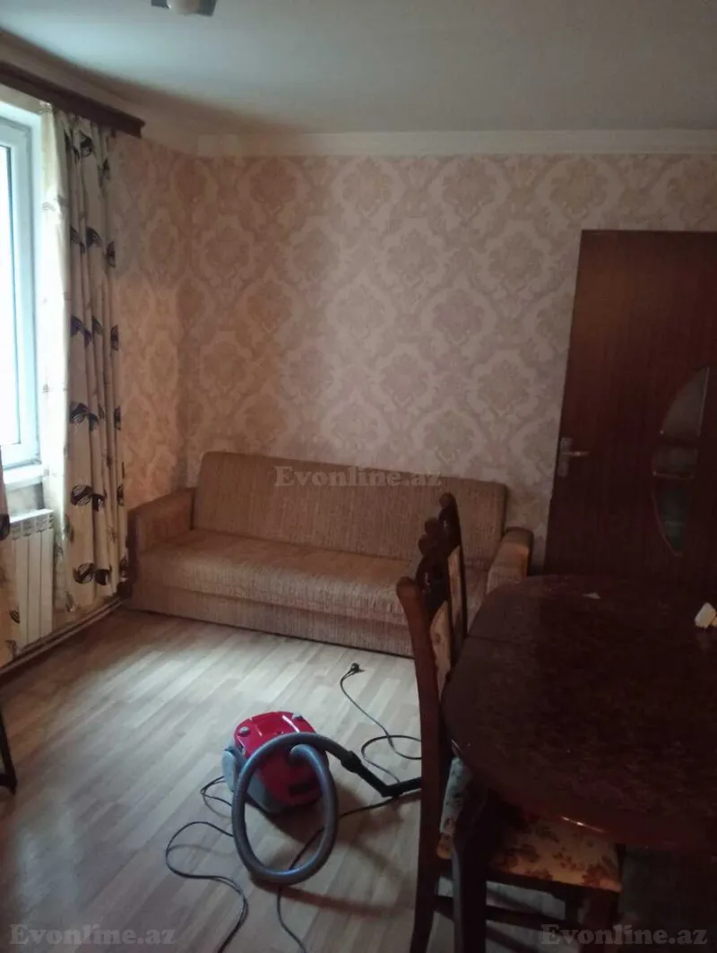 Kirayə verilir 2 otaqlı Mənzil Köhnə tikili 55 m² Elmlər Akademiyası m.