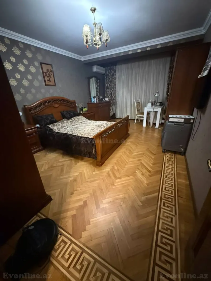 Satılır 4 otaqlı Mənzil Köhnə tikili 121 m² Bayıl - şəkil 6
