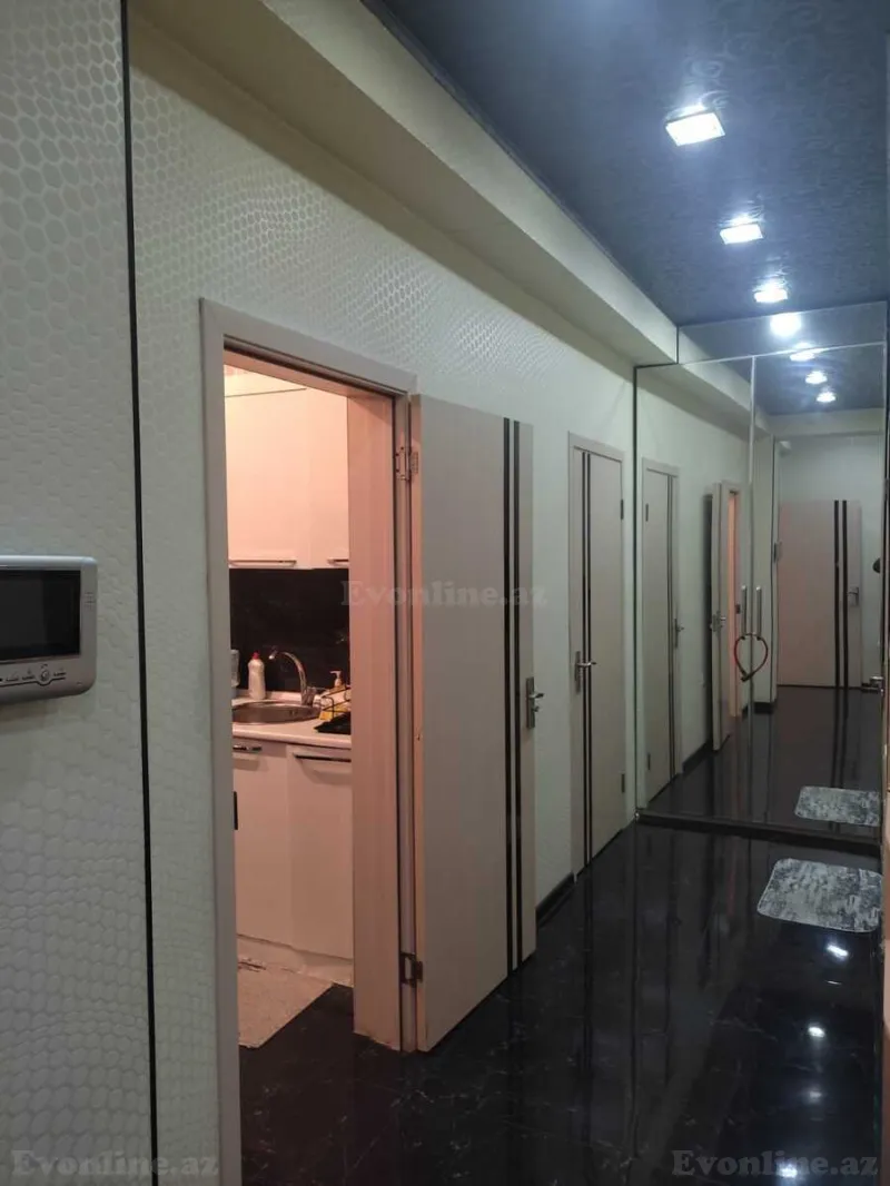 Kirayə verilir 3 otaqlı Mənzil Yeni tikili 95 m² İnşaatçılar m. - şəkil 10