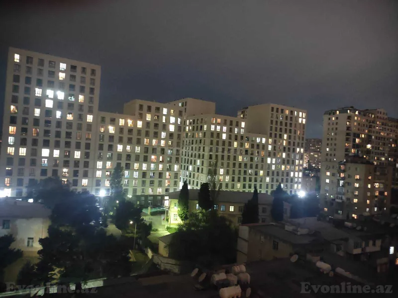 Kirayə verilir 3 otaqlı Mənzil Yeni tikili 95 m² İnşaatçılar m. - şəkil 12