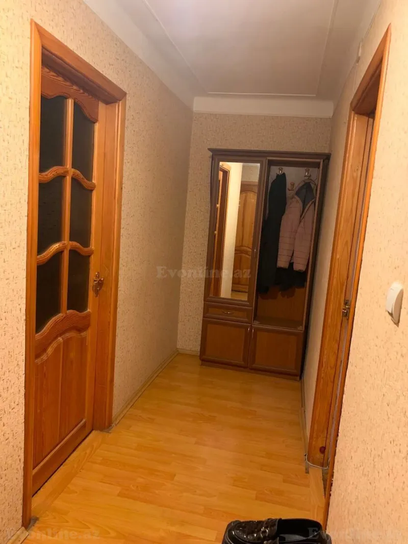 Satılır 3 otaqlı Mənzil Köhnə tikili 75 m² Elmlər Akademiyası m. - şəkil 3