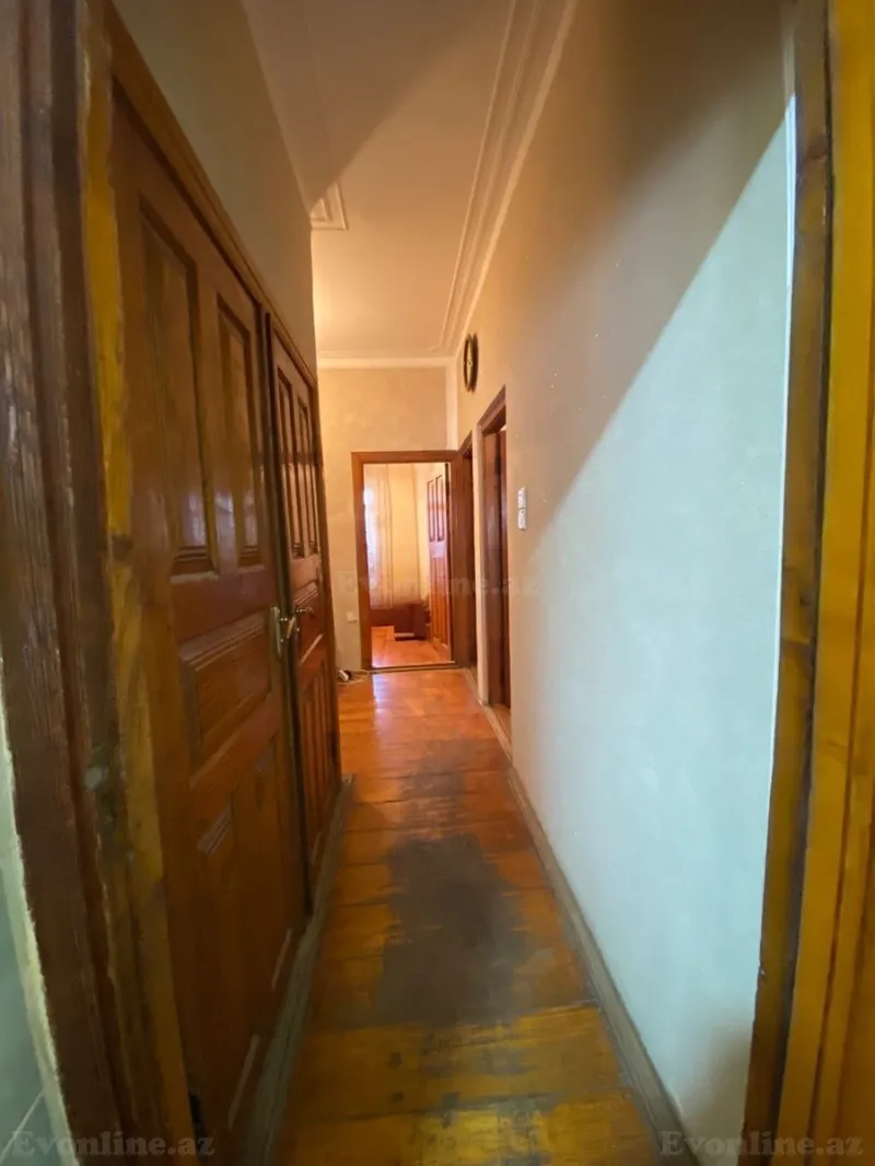 Satılır 4 otaqlı Mənzil Köhnə tikili 100 m² Xətai r. - şəkil 14