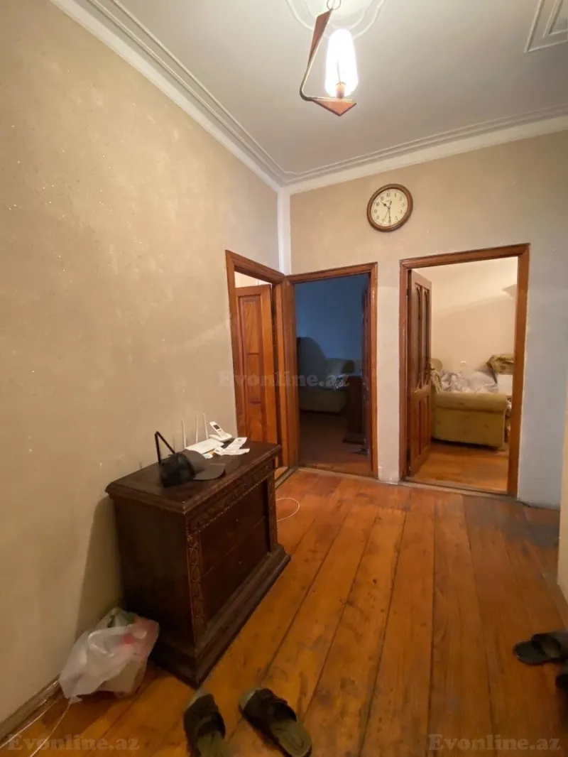 Satılır 4 otaqlı Mənzil Köhnə tikili 100 m² Xətai r. - şəkil 15