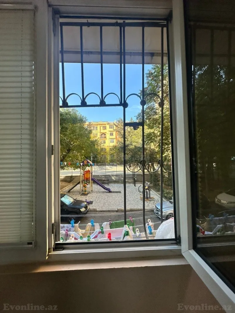 Satılır 2 otaqlı Mənzil Köhnə tikili 65 m² Kubinka - şəkil 3