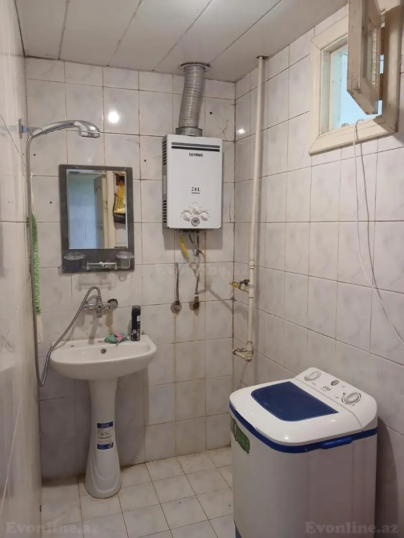 Satılır 2 otaqlı Mənzil Köhnə tikili 85 m² Xalqlar Dostluğu m. - şəkil 4