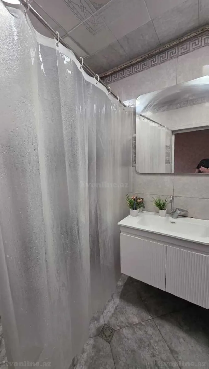 Satılır 3 otaqlı Mənzil Köhnə tikili 80 m² Nəsimi m. - şəkil 6