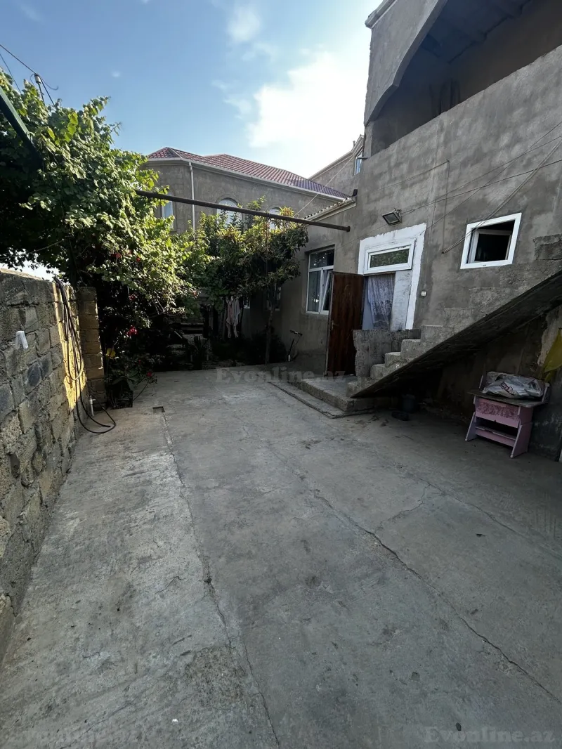 Satılır 6 otaqlı Həyət evi 150 m² Badamdar