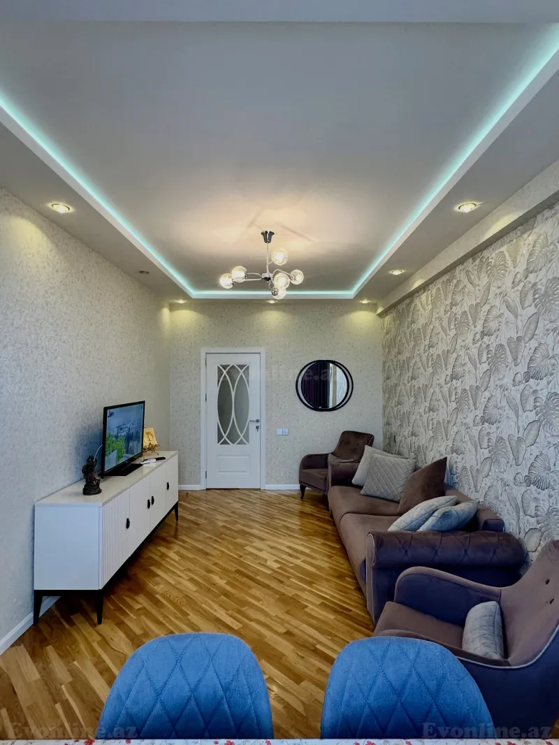 Satılır 3 otaqlı Mənzil Yeni tikili 86 m² Neftçilər m. - şəkil 2