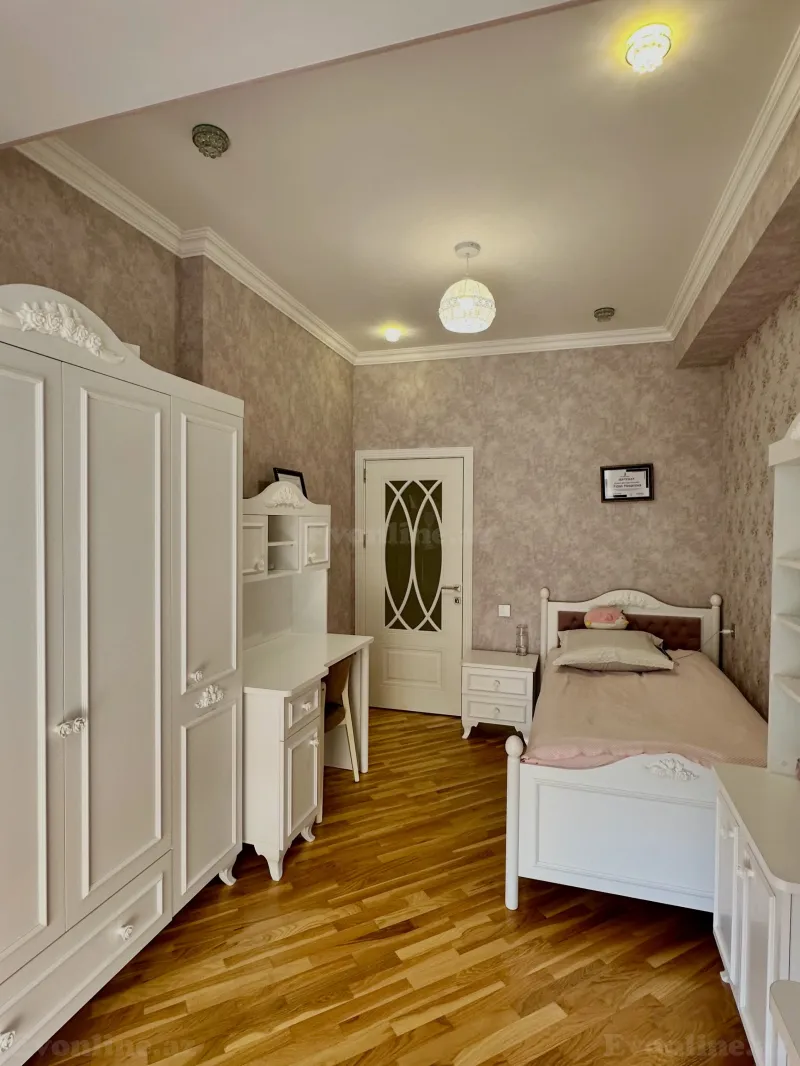 Satılır 3 otaqlı Mənzil Yeni tikili 86 m² Neftçilər m. - şəkil 4
