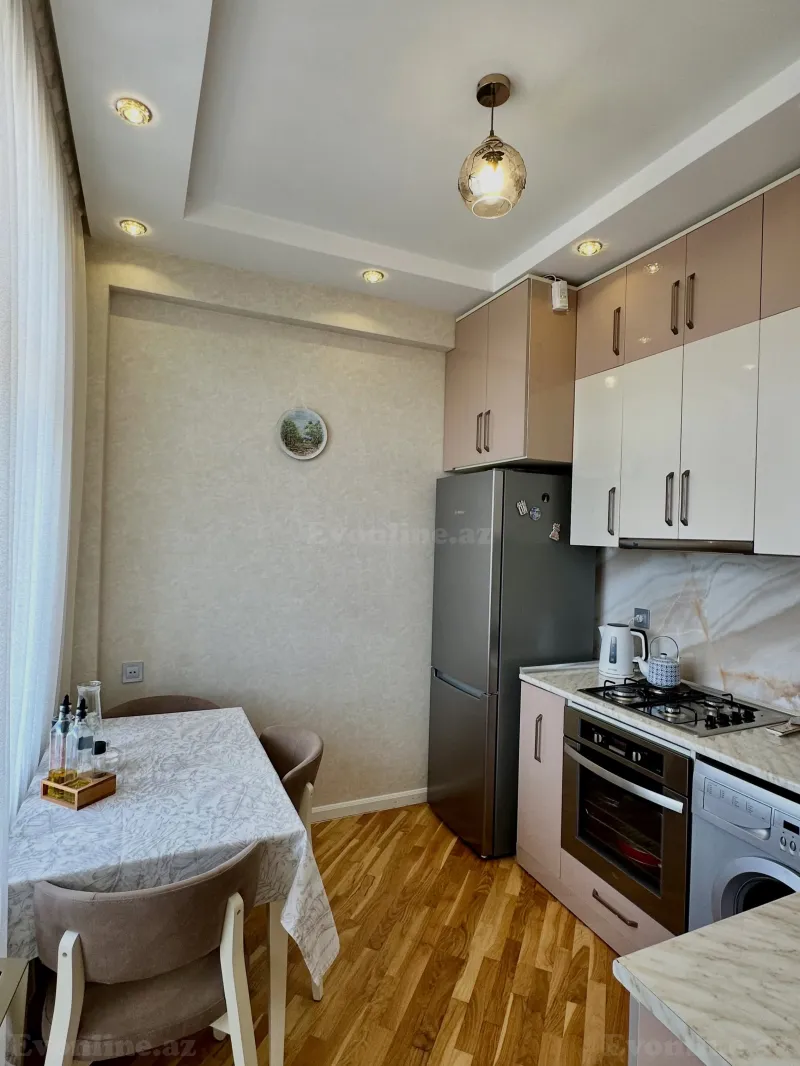 Satılır 3 otaqlı Mənzil Yeni tikili 86 m² Neftçilər m. - şəkil 7