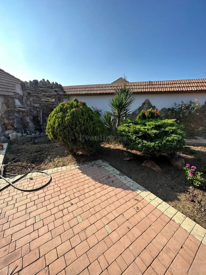 Kirayə verilir 9 otaqlı Həyət evi 800 m² Novxanı - şəkil 6
