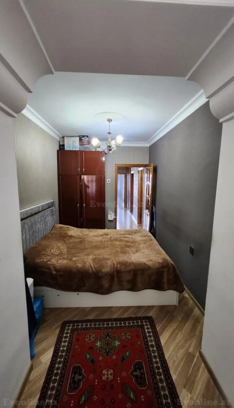 Satılır 3 otaqlı Mənzil Köhnə tikili 80 m² 8-ci mikrorayon - şəkil 4