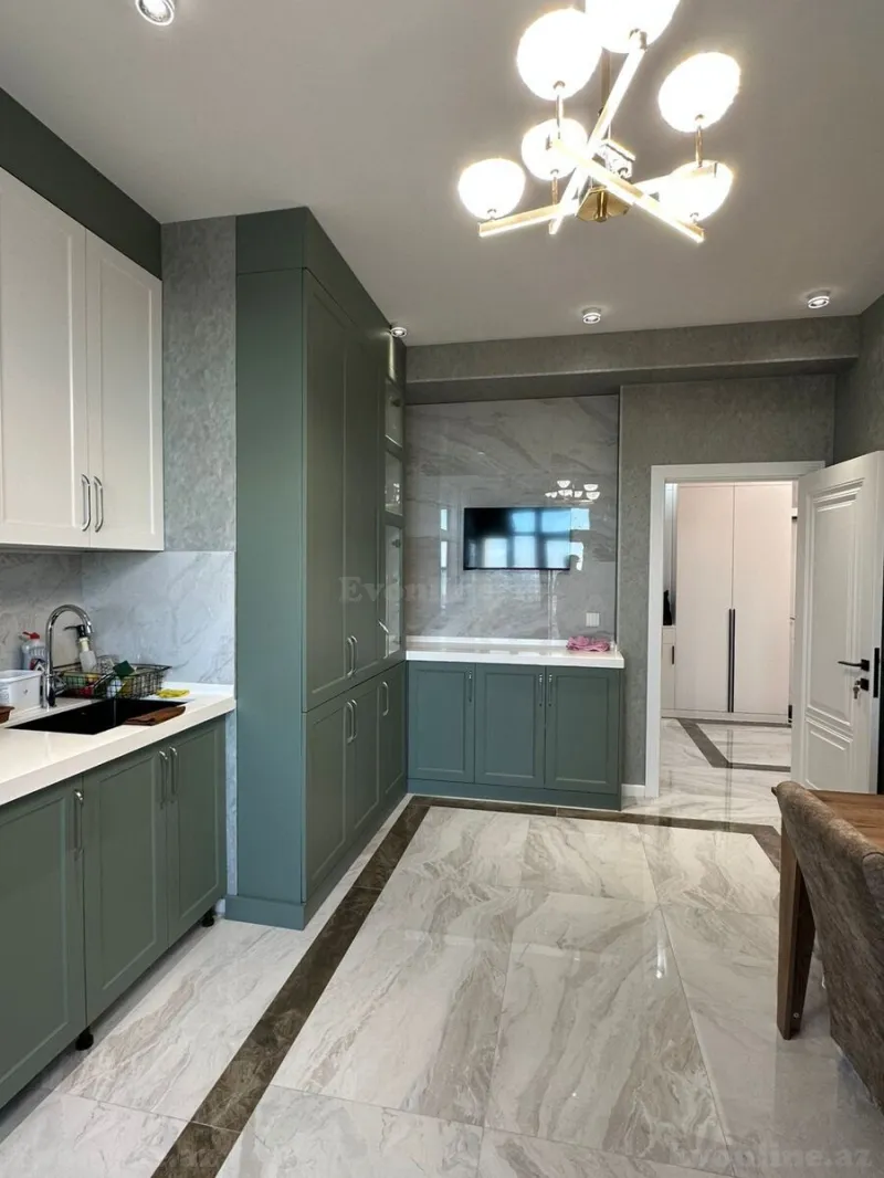 Kirayə verilir 3 otaqlı Mənzil Yeni tikili 142 m² 8-ci mikrorayon - şəkil 7