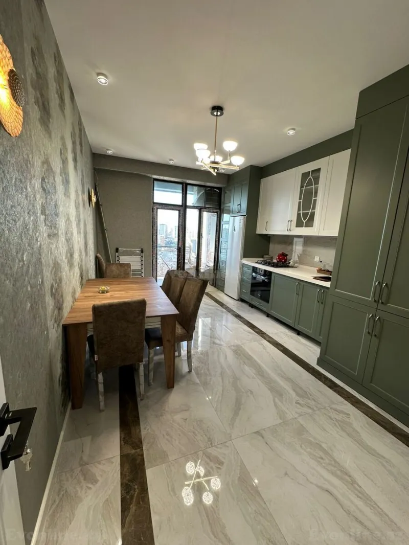 Kirayə verilir 3 otaqlı Mənzil Yeni tikili 142 m² 8-ci mikrorayon - şəkil 9