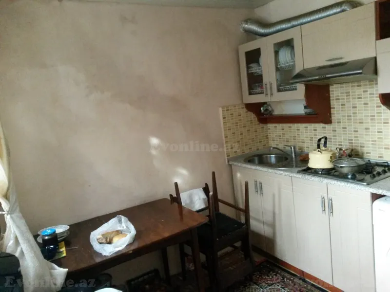 Kirayə verilir 1 otaqlı Həyət evi 30 m² Elmlər Akademiyası m. - şəkil 4